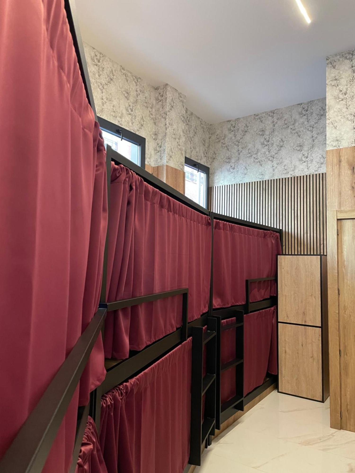Velvet Hostels Pacifico Madrid Exteriér fotografie